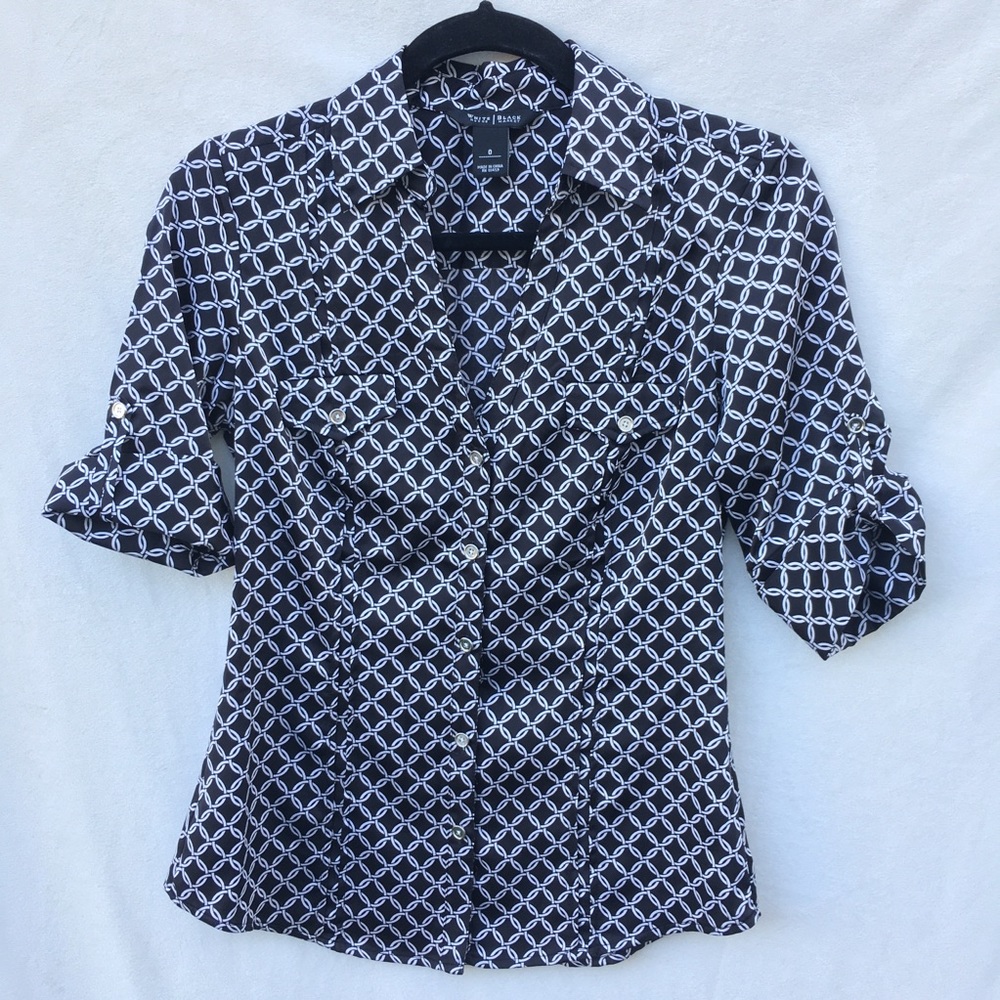 White House Black Market Black & White Top
